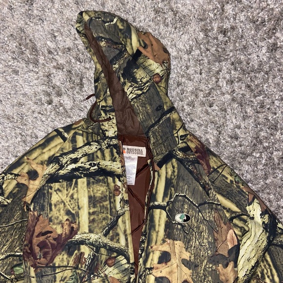 Realtree camo jacket - Picture 2 of 3